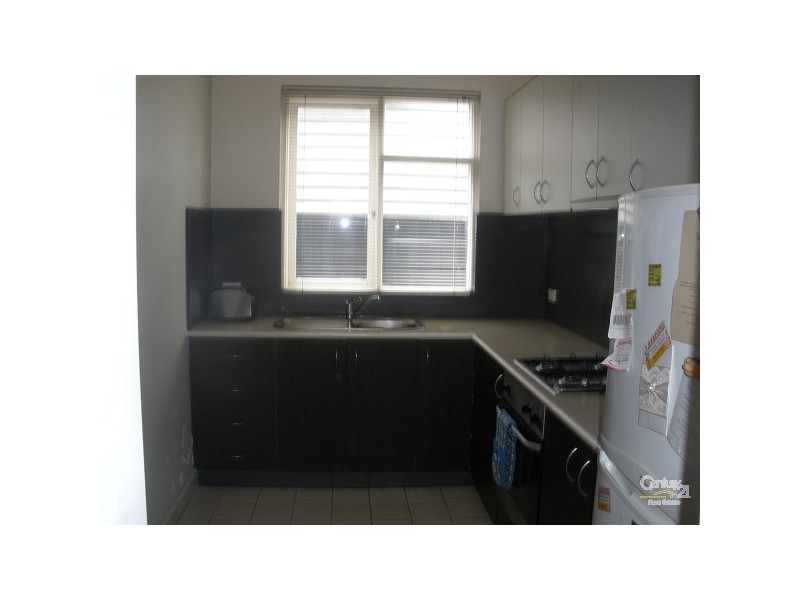 2/20 Blenheim Street, St Kilda East VIC 3183