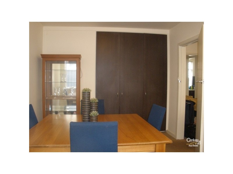 2/20 Blenheim Street, St Kilda East VIC 3183