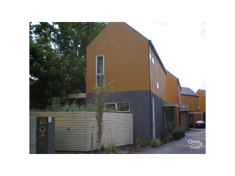 1/2 Gibson Street, Caulfield East VIC 3145