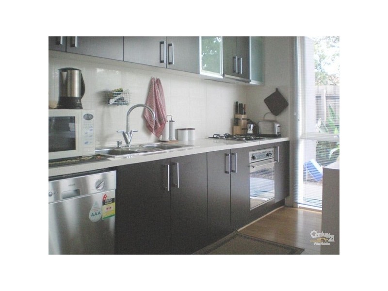 1/2 Gibson Street, Caulfield East VIC 3145