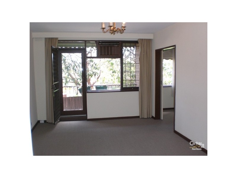 8/41 Allison Road, Elsternwick VIC 3185