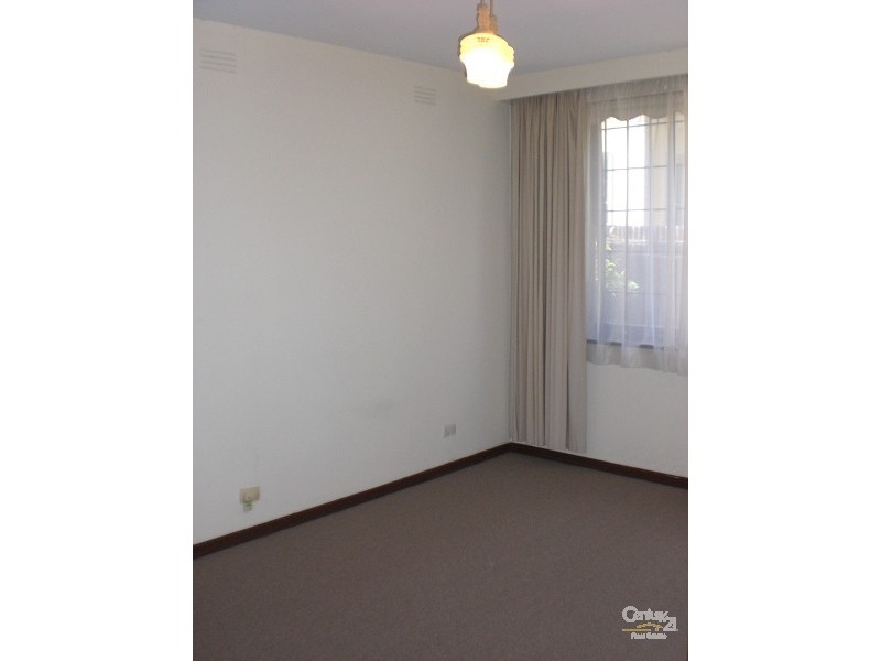 8/41 Allison Road, Elsternwick VIC 3185