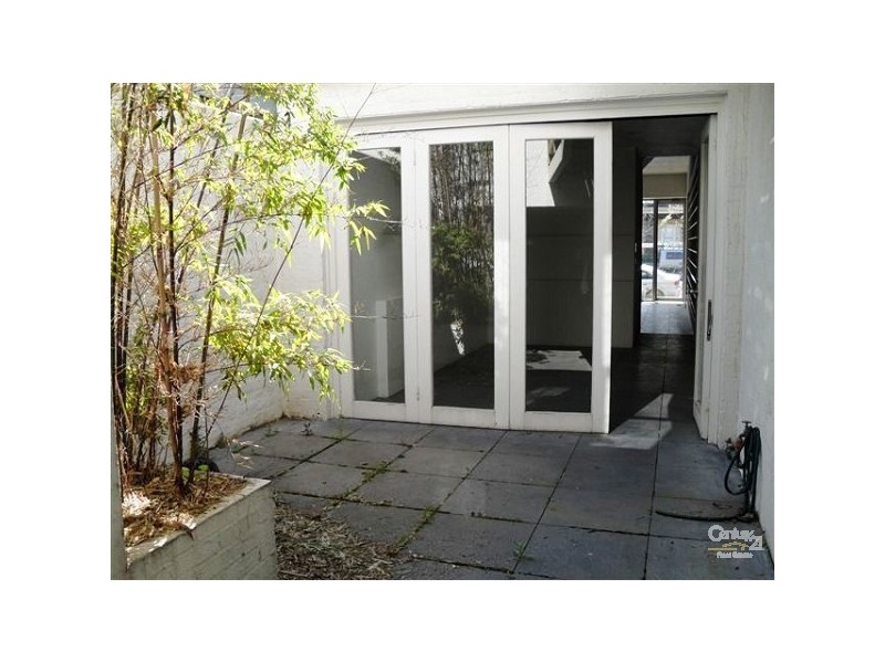 123 Victoria Avenue, Albert Park VIC 3206