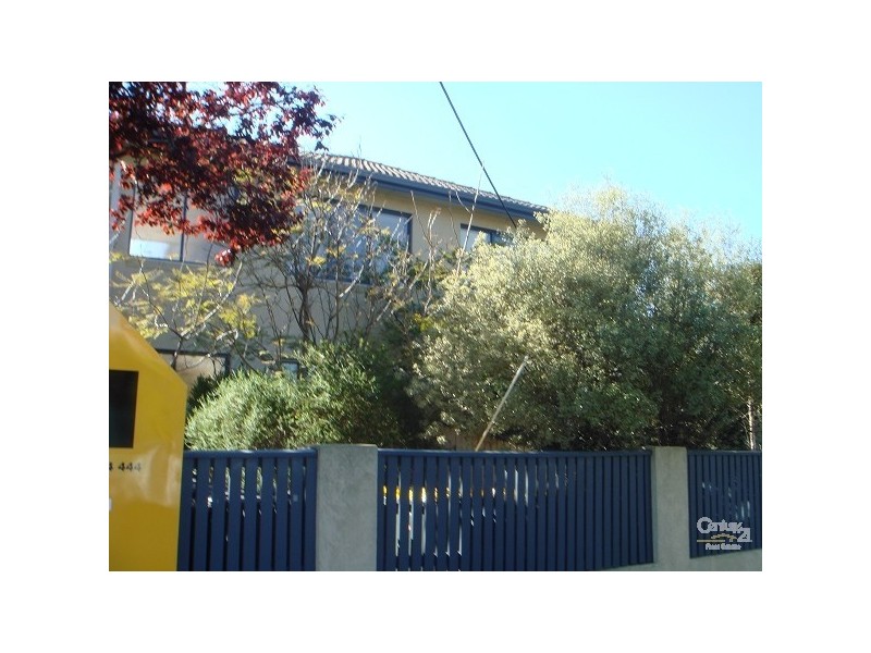 1/50 Lillimur Road, Ormond VIC 3204