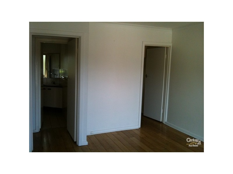 28/74 Carlisle Street, St Kilda VIC 3182