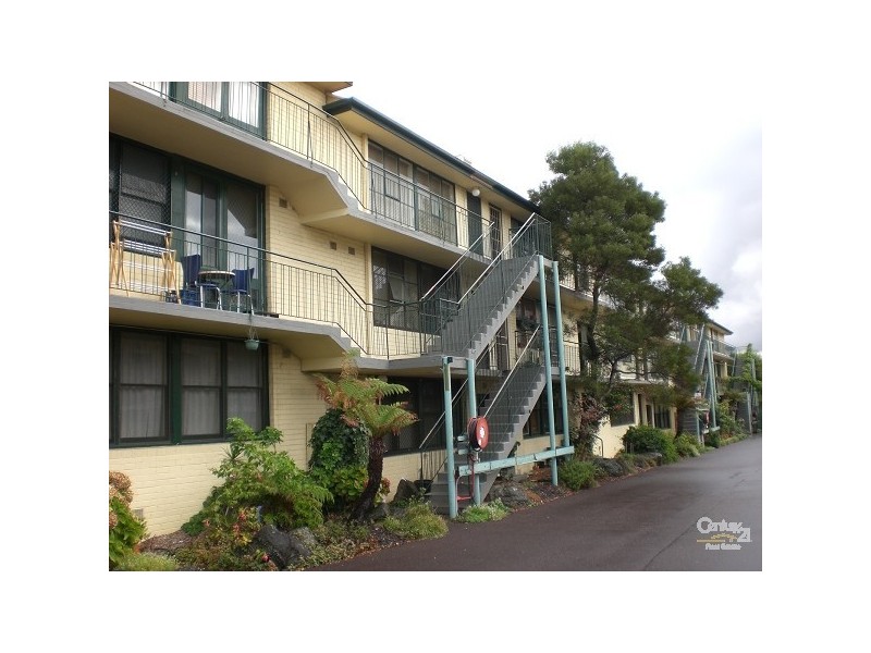 28/74 Carlisle Street, St Kilda VIC 3182