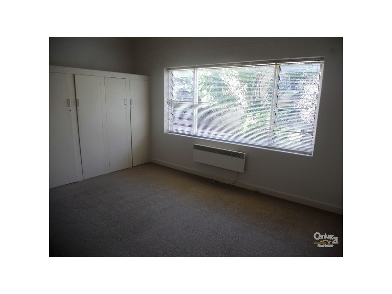 4/129 Alma Road, St Kilda East VIC 3183