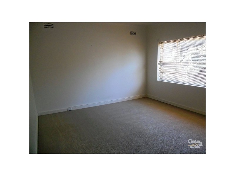 4/129 Alma Road, St Kilda East VIC 3183