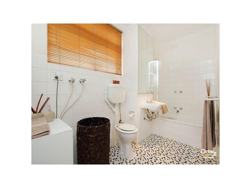 14/323 Beaconsfield Parade, St Kilda West VIC 3182