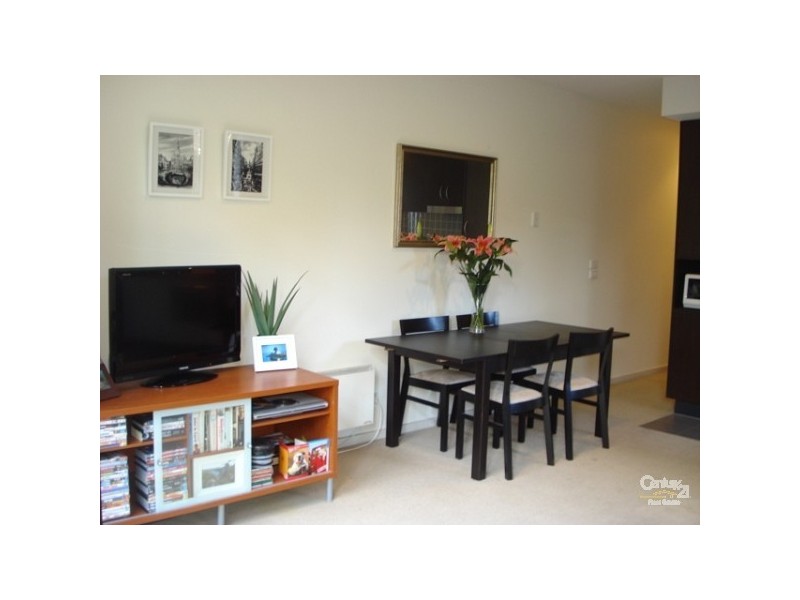 5/6 Lansdowne Road, St Kilda East VIC 3183