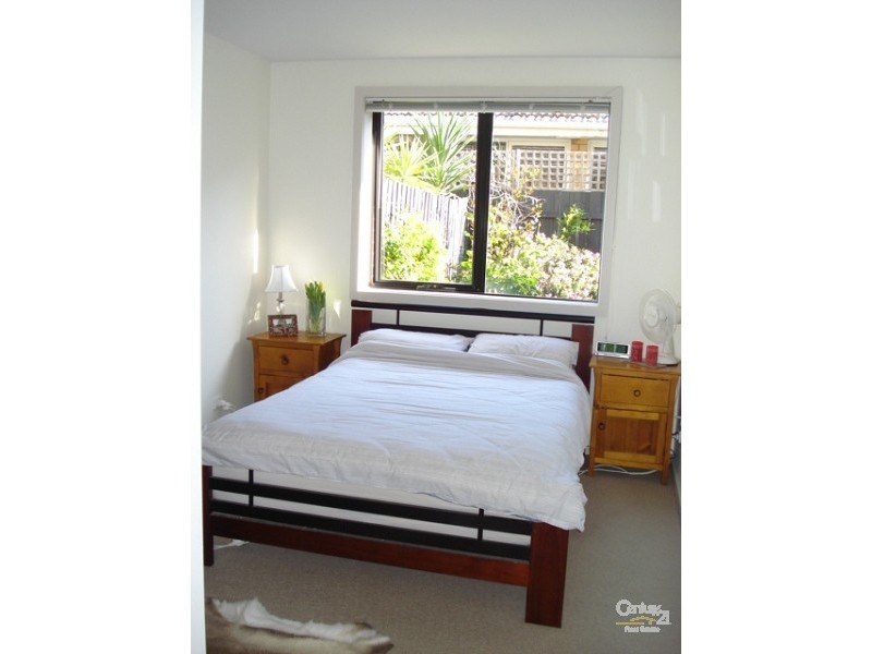 5/6 Lansdowne Road, St Kilda East VIC 3183