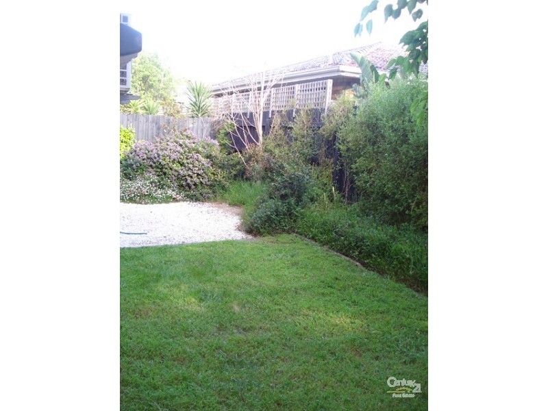 5/6 Lansdowne Road, St Kilda East VIC 3183