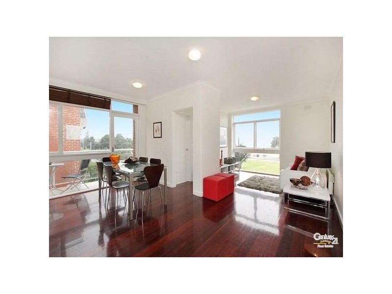 14/323 Beaconsfield Parade, St Kilda West VIC 3182