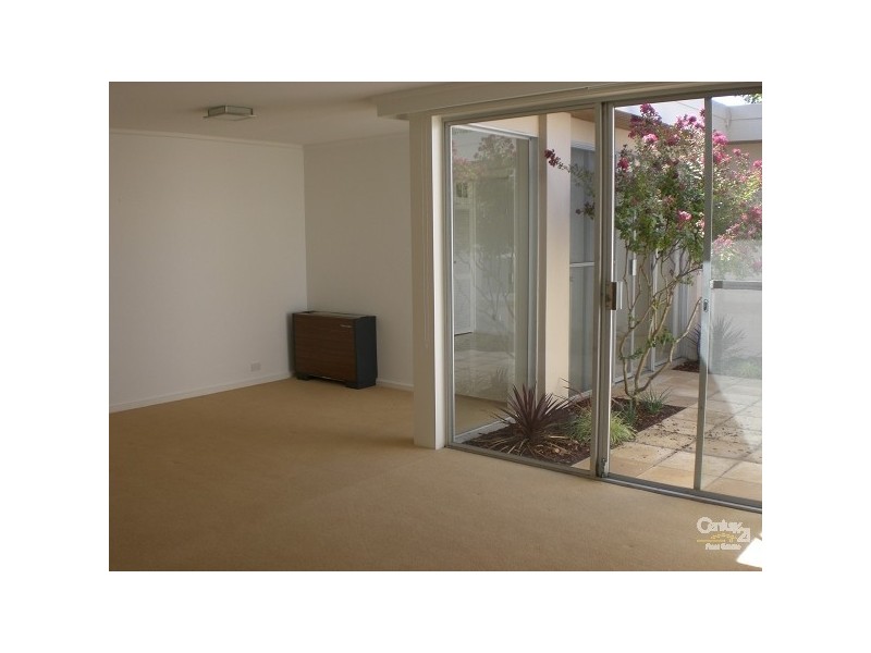 3/328 Orrong Road, Caulfield North VIC 3161