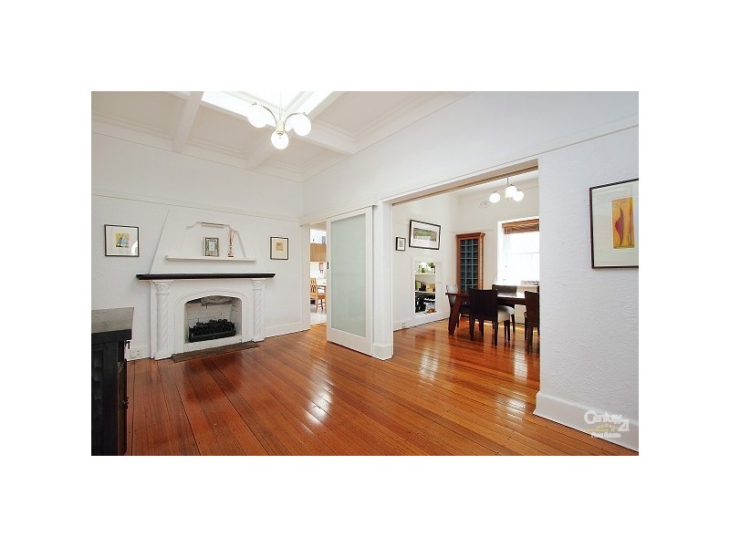 20 Monkstadt Avenue, St Kilda East VIC 3183