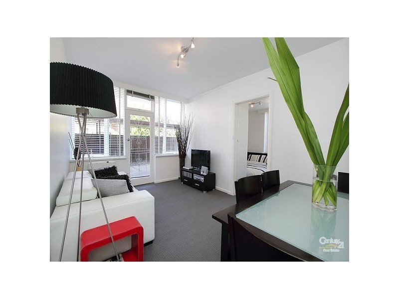 2/559 Glenhuntly Road, Elsternwick VIC 3185