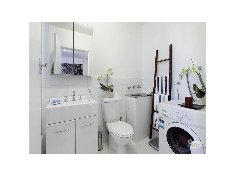 2/559 Glenhuntly Road, Elsternwick VIC 3185