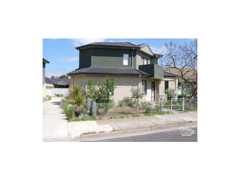 7a Henrietta Street, Hampton East VIC 3188