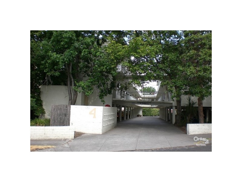 23/4 Wando Grove, St Kilda East VIC 3183