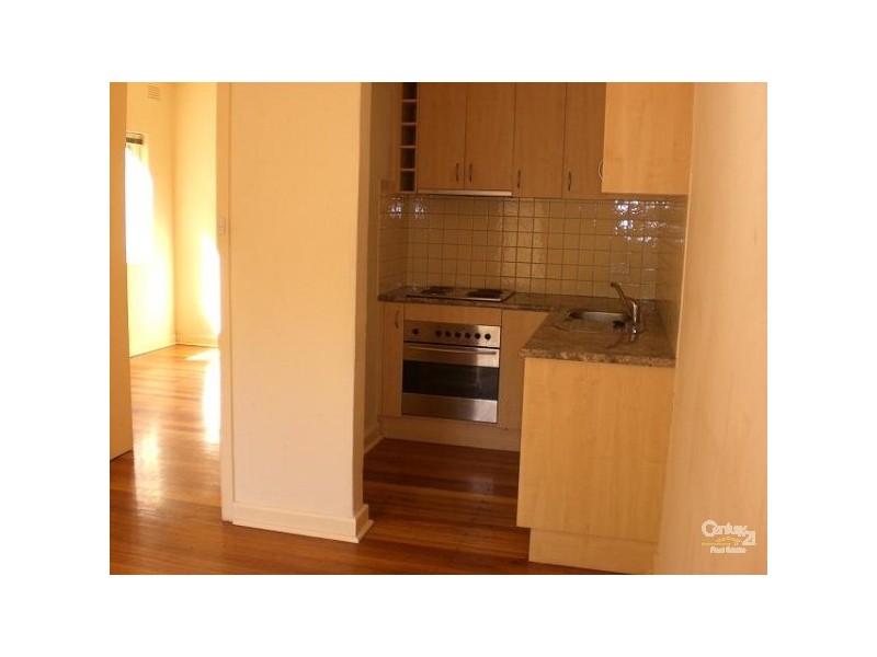 8/50 Lillimur Road, Ormond VIC 3204