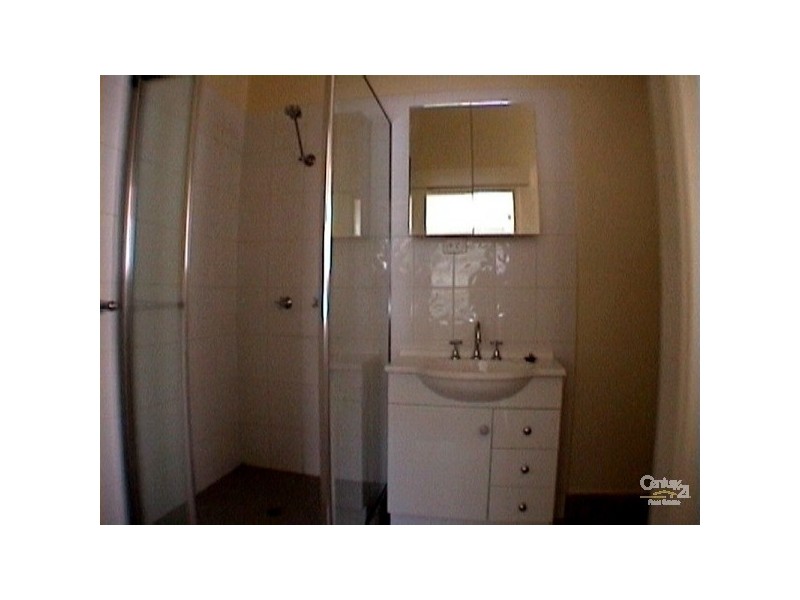 1/27 Robe Street, St Kilda VIC 3182