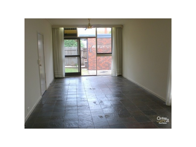 25 Flowers Street, Caulfield South VIC 3162