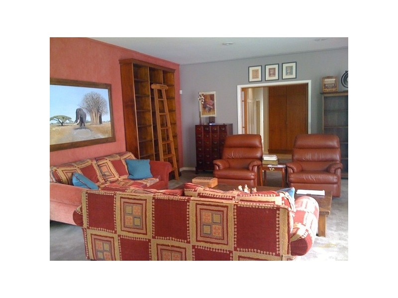 3 St Aubins Avenue, Caulfield North VIC 3161