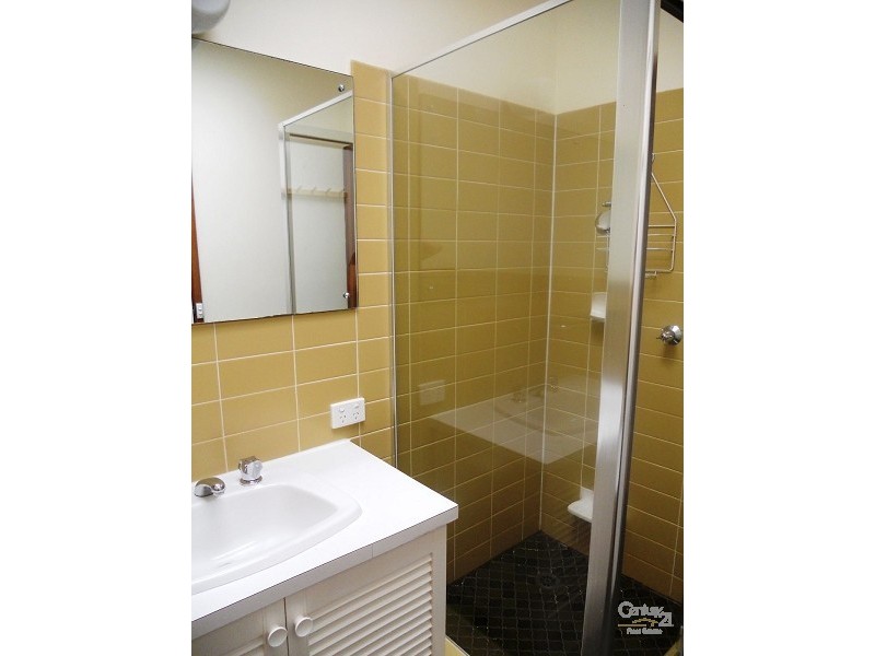 2/15 Sebastopol Street, Caulfield North VIC 3161