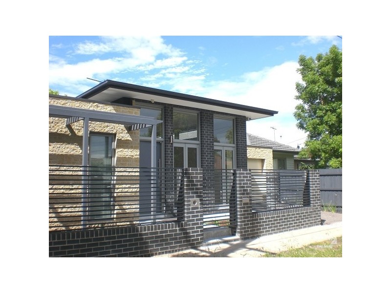 2a Juliana Street, Bentleigh East VIC 3165