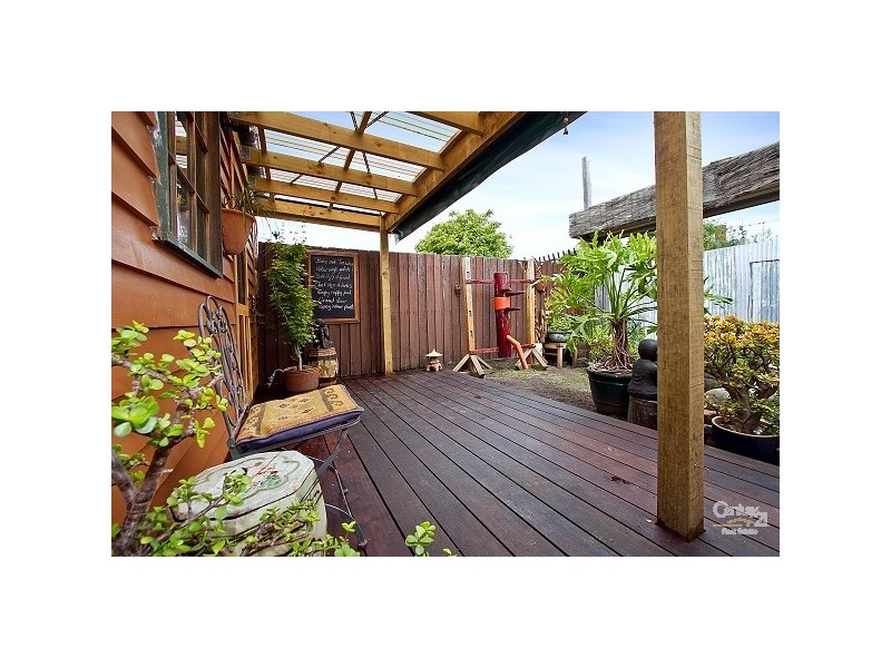 33 Marlborough Street, St Kilda East VIC 3183