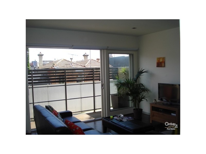 9/98 Barkly Street, St Kilda VIC 3182