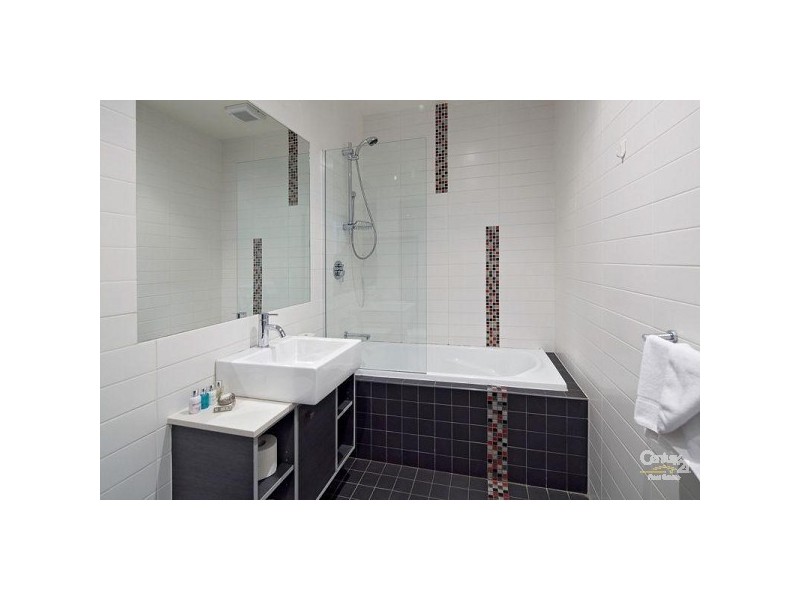 9/98 Barkly Street, St Kilda VIC 3182