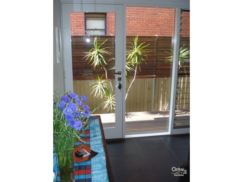 9/98 Barkly Street, St Kilda VIC 3182