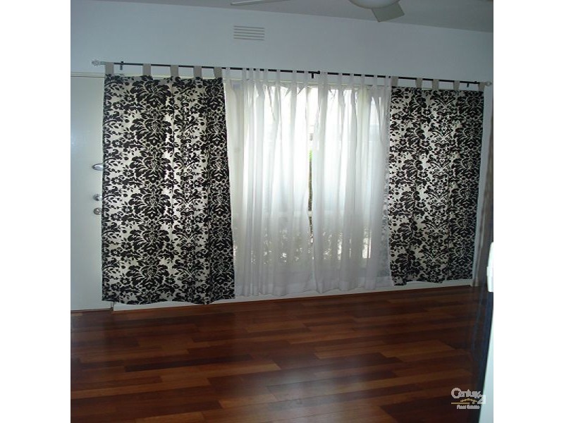 2/54 Narong Road, Caulfield North VIC 3161