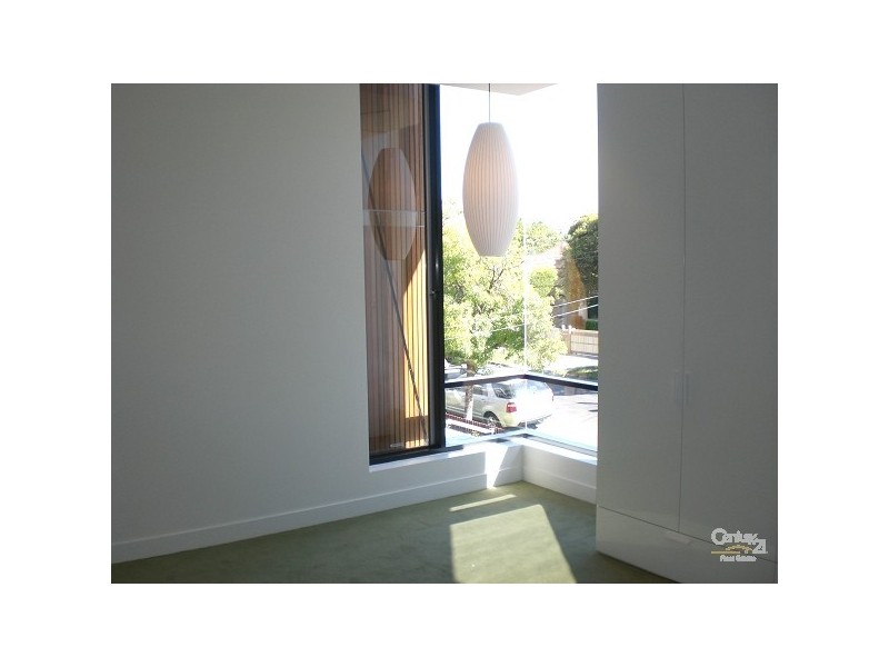 72 Spray Street, Elwood VIC 3184