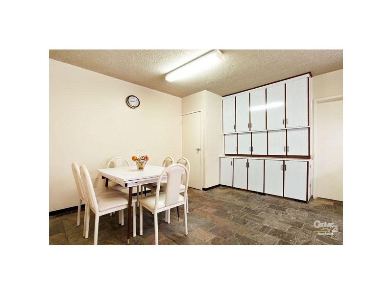 1/2 Melby Avenue, St Kilda East VIC 3183