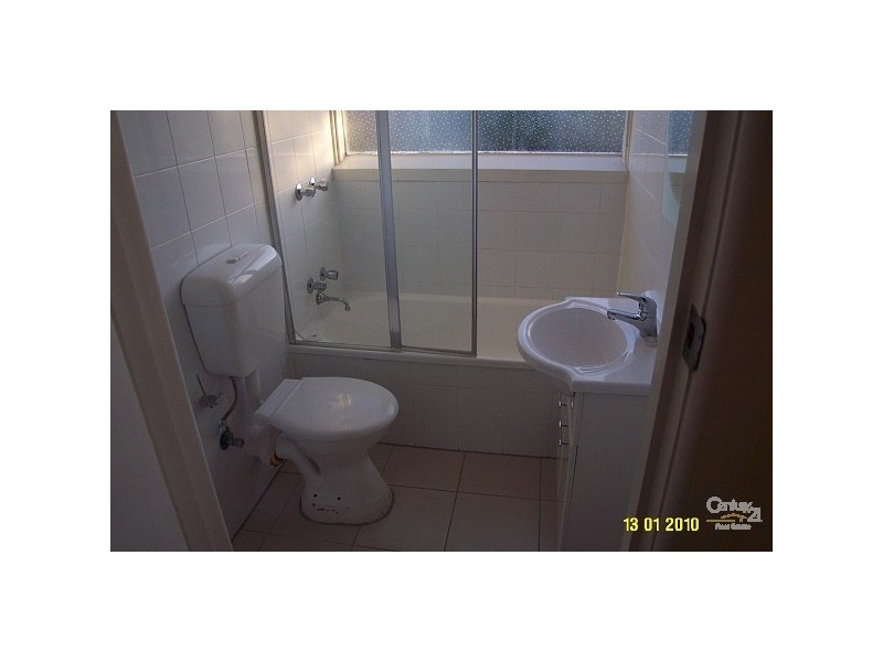 11/1 Celeste Court, St Kilda East VIC 3183