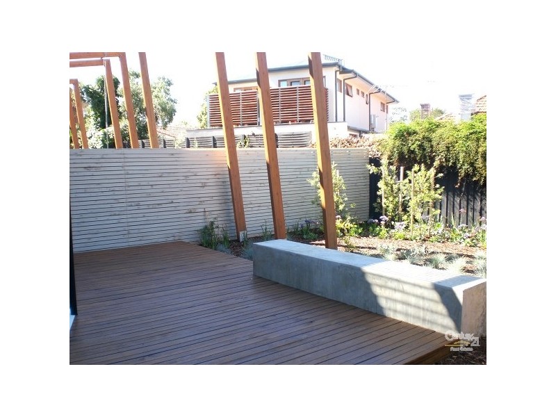 72 Spray Street, Elwood VIC 3184