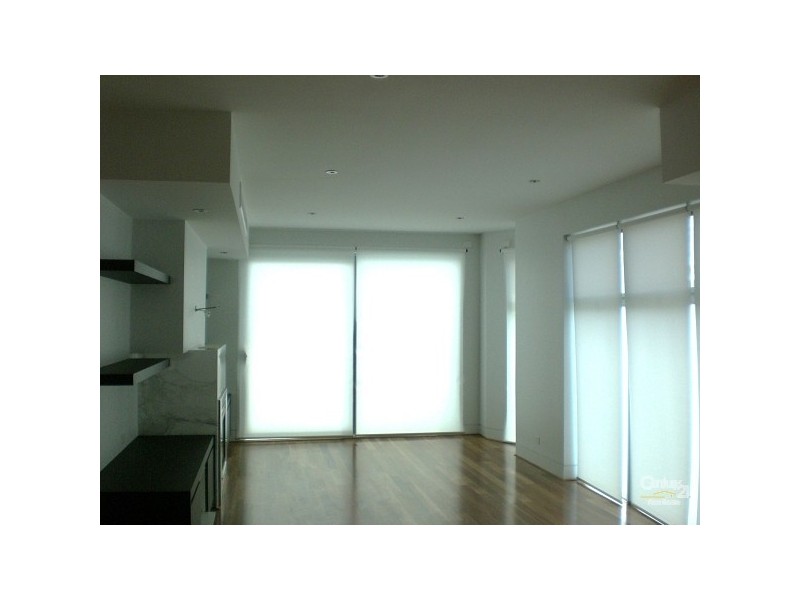 4/10 Marine Parade, St Kilda VIC 3182