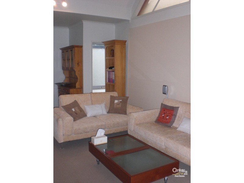 2/22 Fairfield Grove, Caulfield South VIC 3162