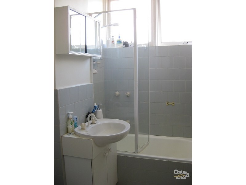 11/8 Te Arai Avenue, St Kilda East VIC 3183