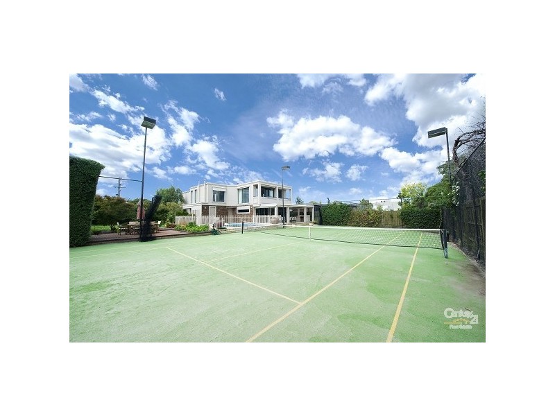 20 Langdon Road, Caulfield North VIC 3161