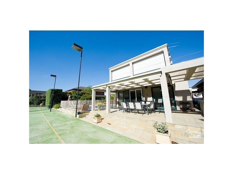 20 Langdon Road, Caulfield North VIC 3161