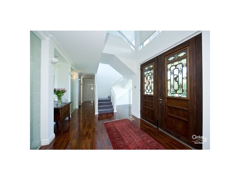 20 Langdon Road, Caulfield North VIC 3161