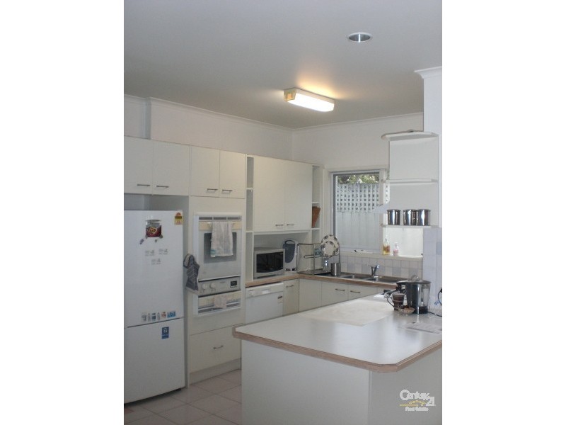 2/22 Fairfield Grove, Caulfield South VIC 3162