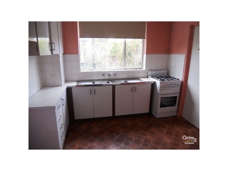 4/30 Balaclava Road, St Kilda East VIC 3183