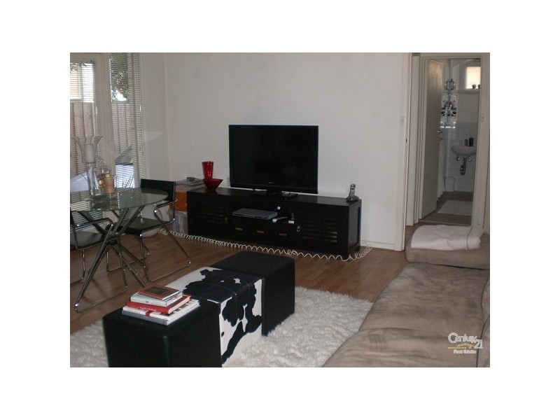 1/58 Byron Street, Elwood VIC 3184