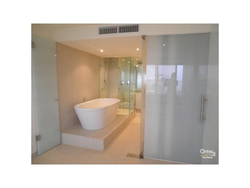 3/8-10 The Esplanade, St Kilda VIC 3182