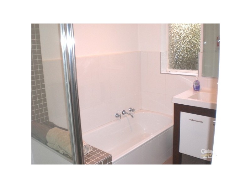 3/129 Kambrook Road, Caulfield North VIC 3161