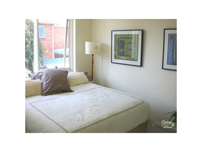 6/18 Magnolia Road, Elsternwick VIC 3185